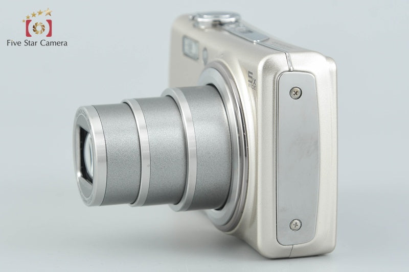 Fujifilm FinePix F200EXR Silver 12.0 MP Digital Camera w/ Box