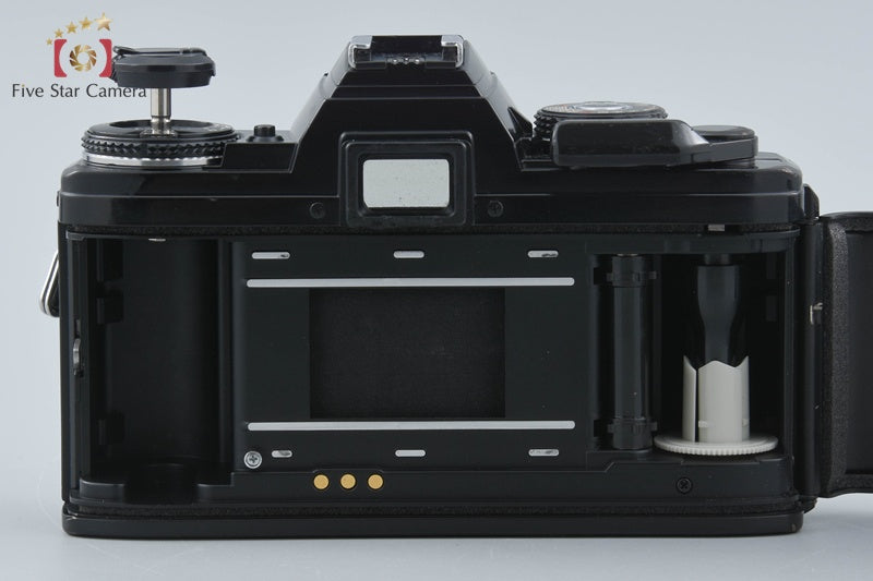 Minolta New X-700 35mm SLR Film Camera Body
