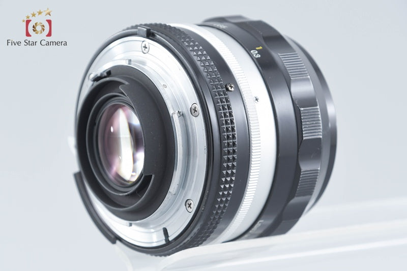 Nikon NIKKOR-N.C Auto 24mm f/2.8 Ai Converted