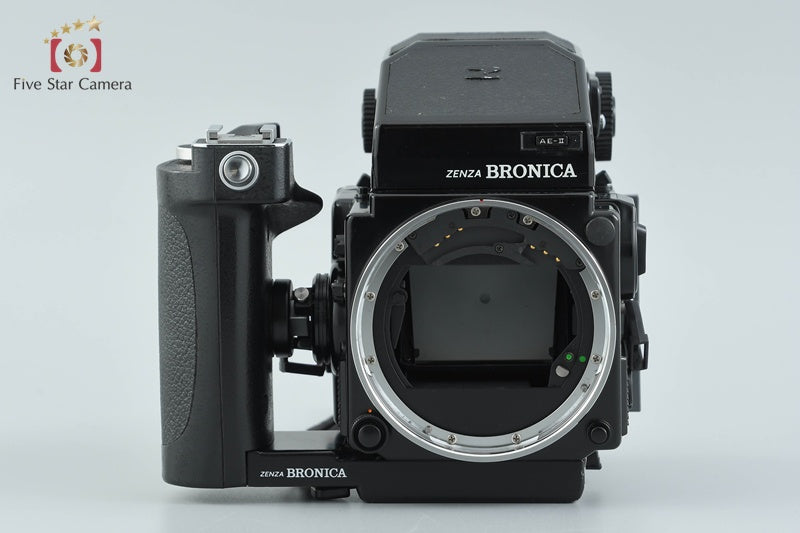 Zenza Bronica ETR Si Medium Format Film Camera + AE-II Prism View Finder
