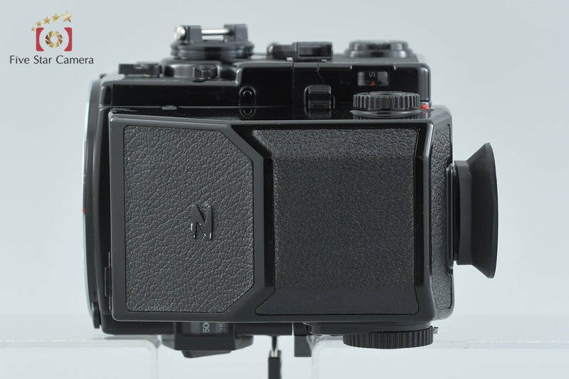 Zenza Bronica ETR Si Medium Format Film Camera + AE-II Prism View Finder