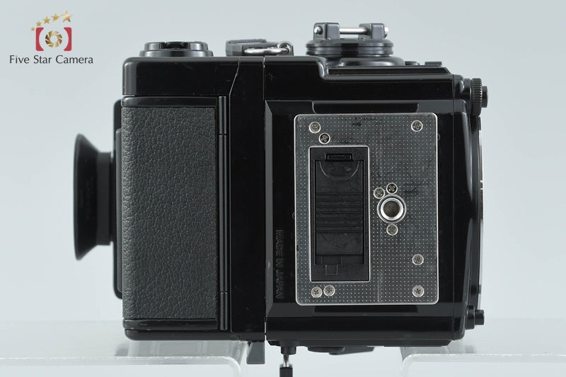 Zenza Bronica ETR Si Medium Format Film Camera + AE-II Prism View Finder