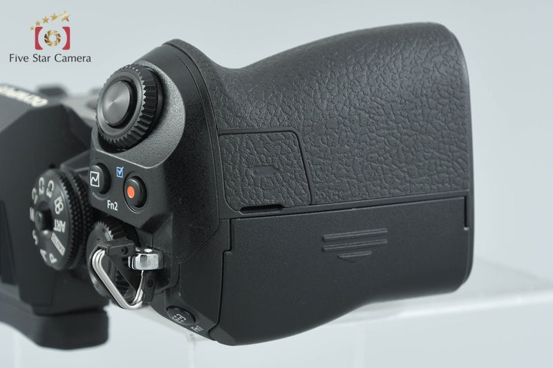 "Count 2,389" Olympus OM-D E-M1 Mark II Black 20.3 MP Digital Mirrorless Camera