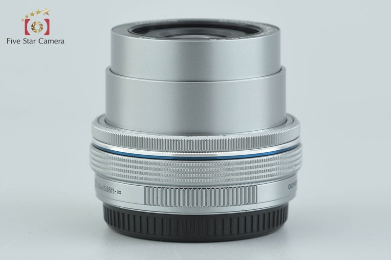 Olympus M.ZUIKO DIGITAL ED 14-42mm f/3.5-5.6 EZ Silver