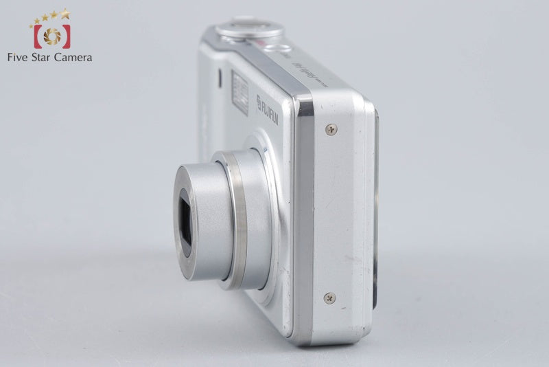 FUJIFILM FINEPIX F460 5.1 MP Digital Camera