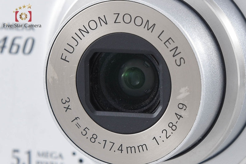 FUJIFILM FINEPIX F460 5.1 MP Digital Camera