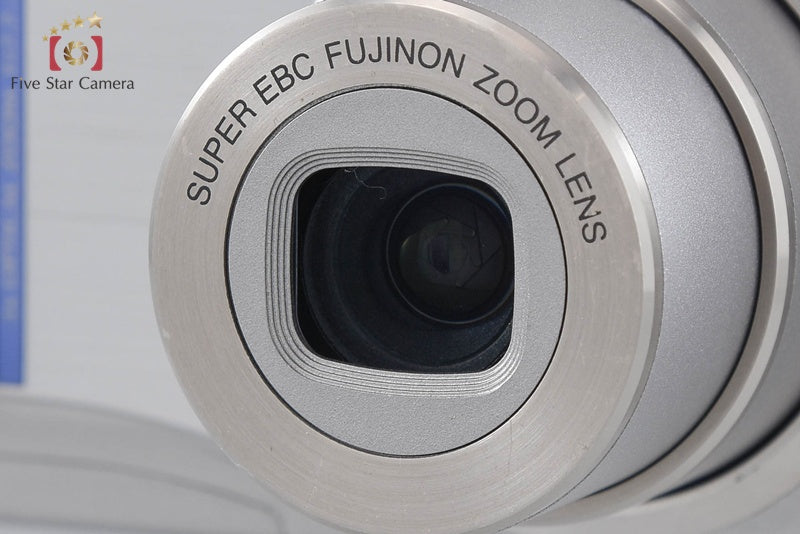 Fujifilm FinePix F700 6.2 MP Digital Camera