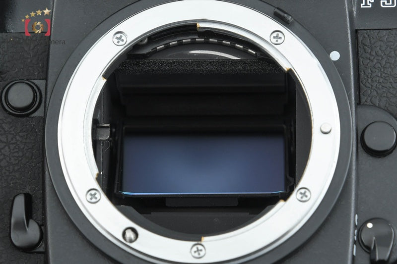 Nikon F5 35mm SLR Film Camera Body