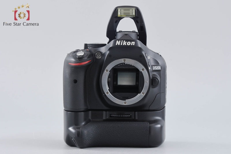 Nikon D5200 Black 24.1 MP Digital SLR Camera 18-55 55-200 Lenses