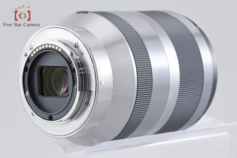 SONY E 18-200mm f/3.5-6.3 OSS SEL18200 Silver