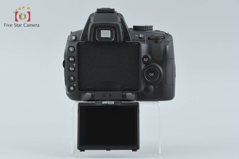 "Shutter count 2,292" Nikon D5000 12.3 MP DSLR Camera 18-55 55-200 VR Lenses