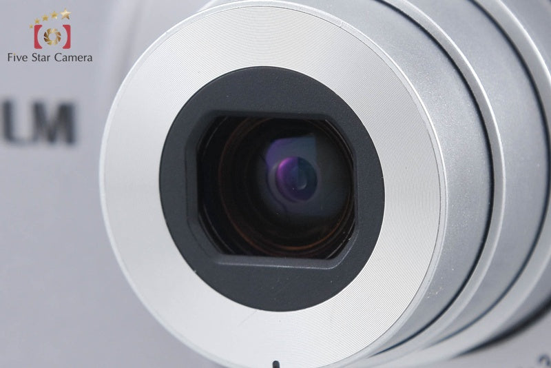 Fujifilm FinePix JX550 Silver 16.0 MP Digital Camera