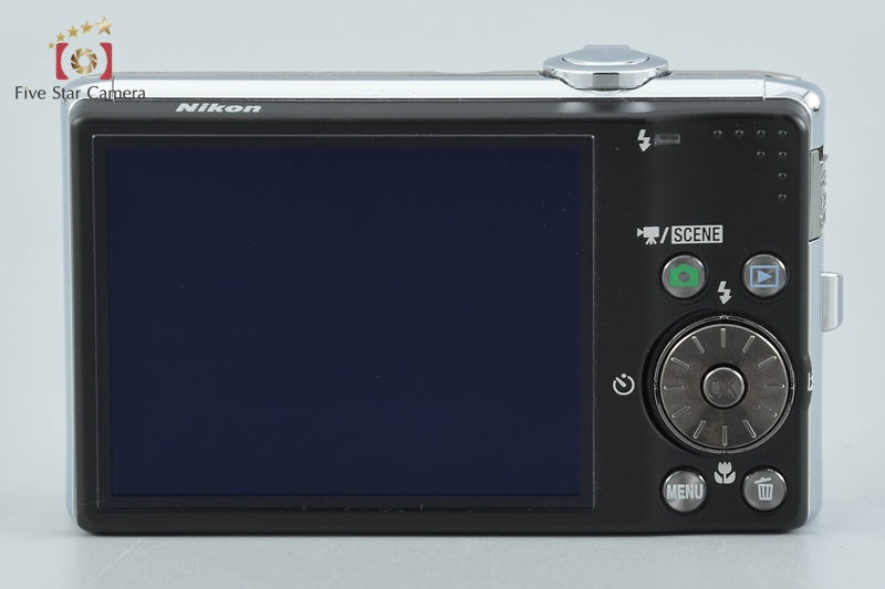 Nikon COOLPIX S620 Silver 12.2 MP Digital Camera