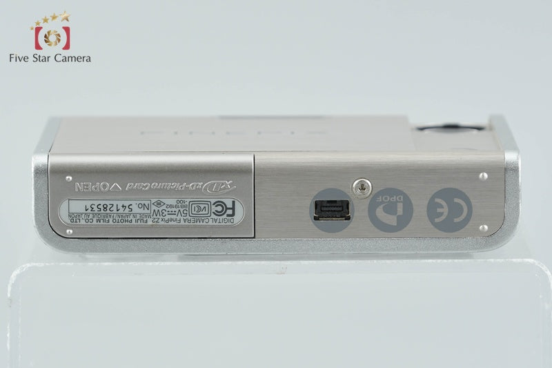 Fujifilm FinePix Z2 Silver 5.1 MP Digital Camera
