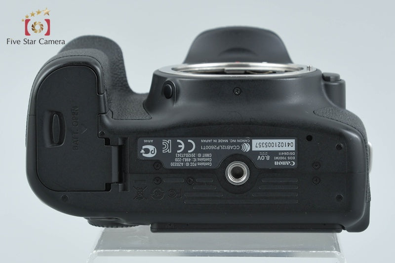 Canon EOS 70D 20.2 MP Digital SLR Camera Body w/ Box