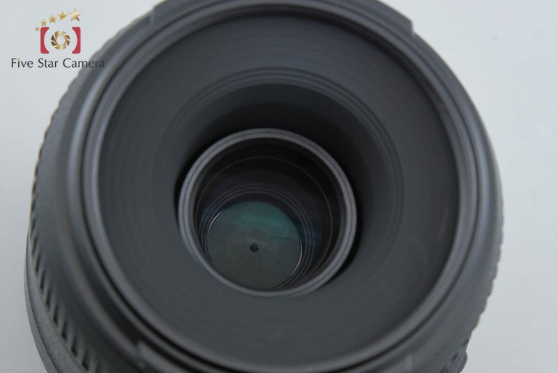Nikon AF-S DX Micro NIKKOR 40mm f/2.8 G w/ Box