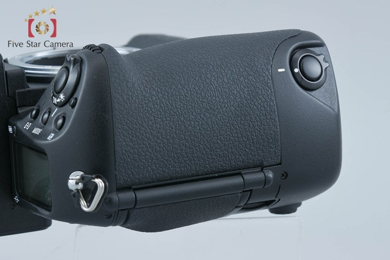 Nikon F5 35mm SLR Film Camera Body