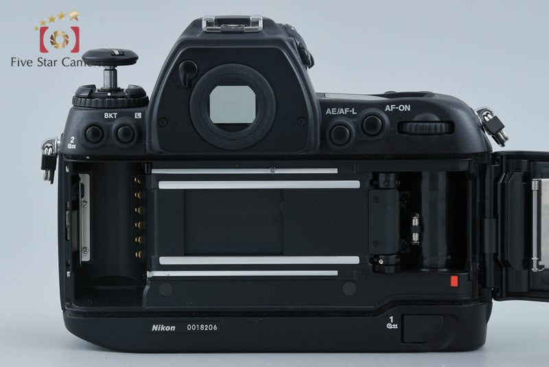 Nikon F6 35mm SLR Film Camera Body