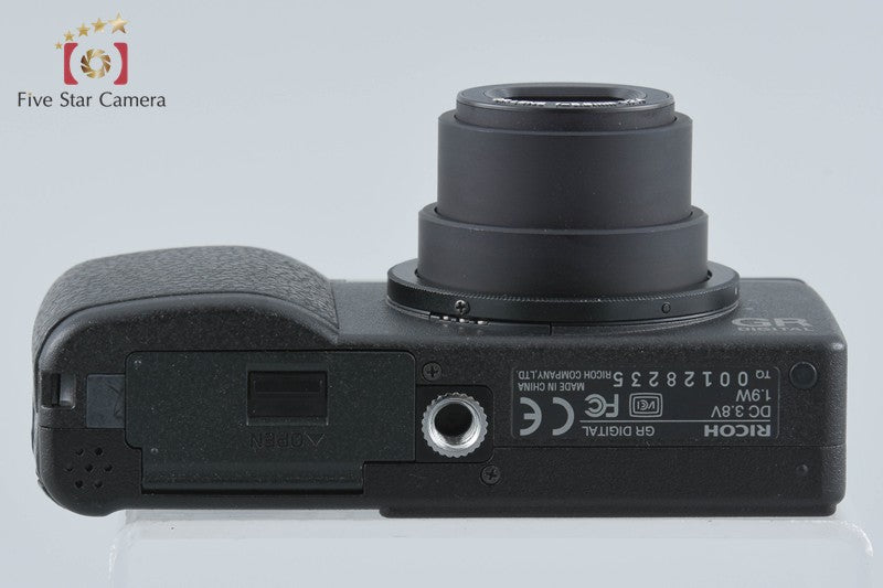 "Shutter count 2,719" Ricoh GR Digital 8.1 MP Digital Camera