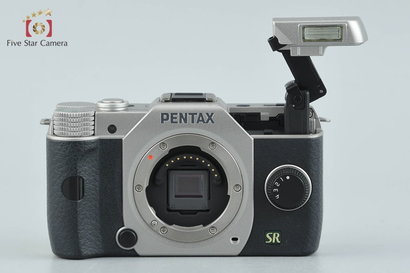 "Shutter count 3,916" PENTAX Q7 Silver 12.4 MP Digital Camera 5-15 Lens