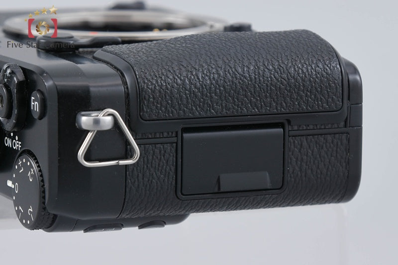 Fujifilm X-Pro1 16.3 MP Digital Mirrorless Camera Body