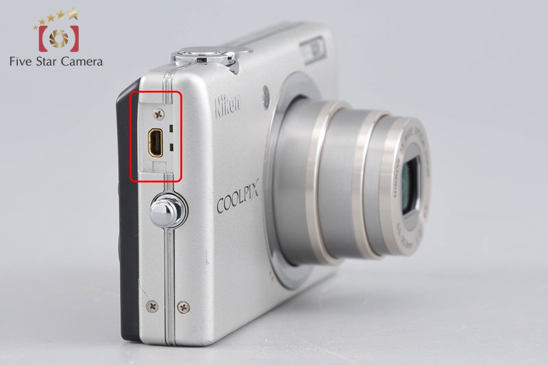 Nikon COOLPIX S570 Silver 12.0 MP Digital Camera