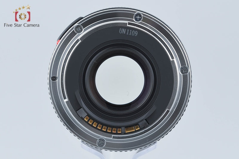 Canon EF 50mm f/2.5 Compact Macro
