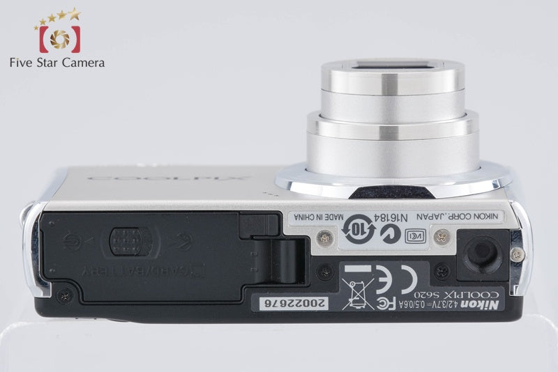 Nikon COOLPIX S620 Silver 12.2 MP Digital Camera