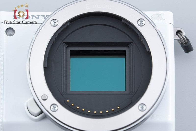 Sony Alpha α NEX-5T White 16.1 MP Digital Camera 16-50 Lens International Model
