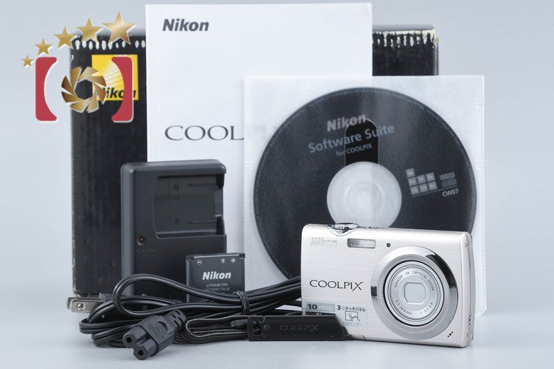 Nikon COOLPIX S230 Solid Silver 10.0 MP Digital Camera w/ Box