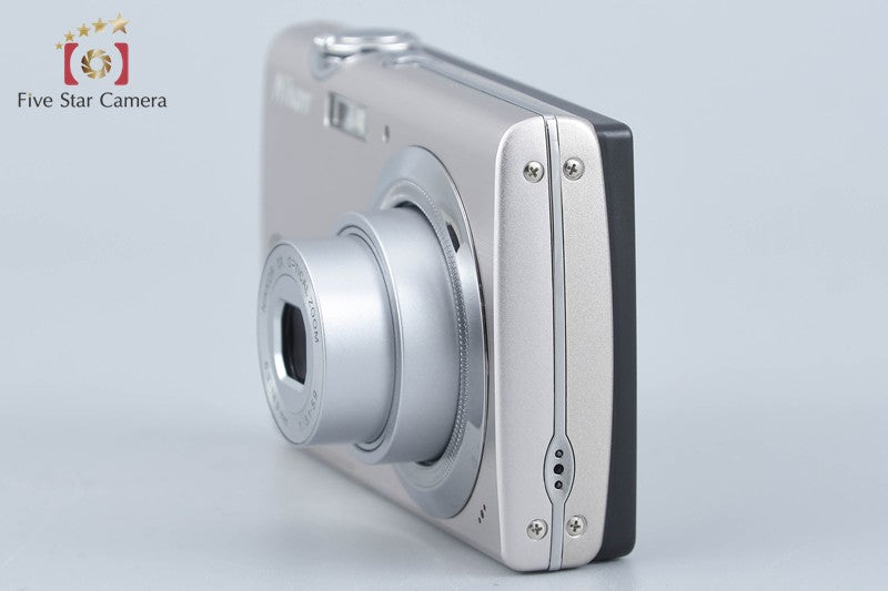 Nikon COOLPIX S230 Solid Silver 10.0 MP Digital Camera w/ Box