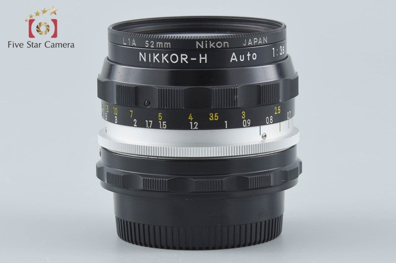 Nikon NIKKOR-H Auto 28mm f/3.5 Non Ai Lens