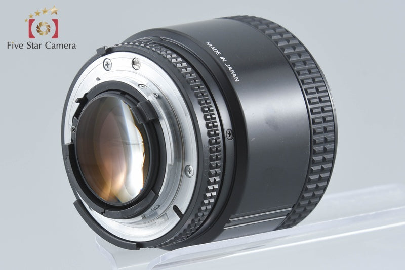 Nikon AF NIKKOR 85mm f/1.8 from Japan