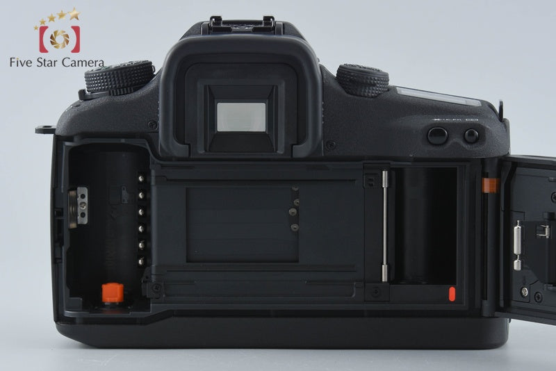 Canon EOS 7s 35mm SLR Film Camera Body