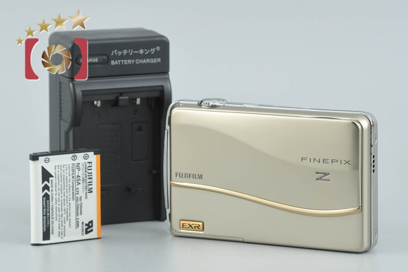 Fujifilm FinePix Z800EXR Gold 12.0 MP Digital Camera