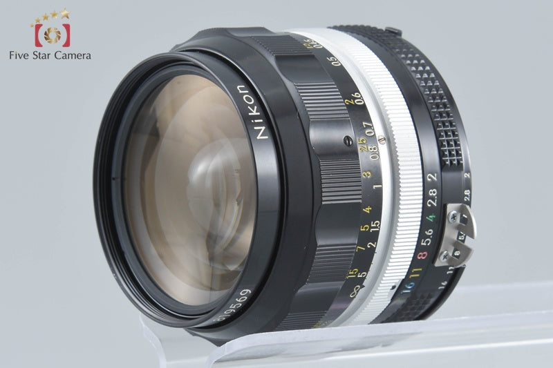 Nikon NIKKOR-O Auto 35mm f/2 Ai Converted