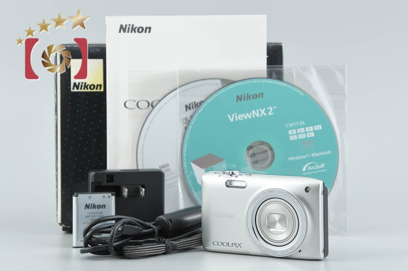 Nikon COOLPIX S2700 Silver 16.0 MP Digital Camera w/ Box