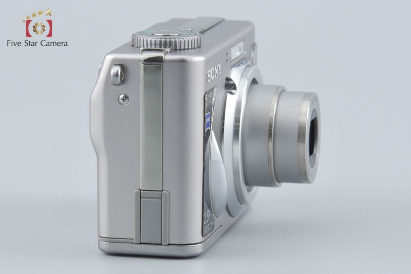 SONY Cyber-shot DSC-W5 Silver 5.1 MP Digital Camera