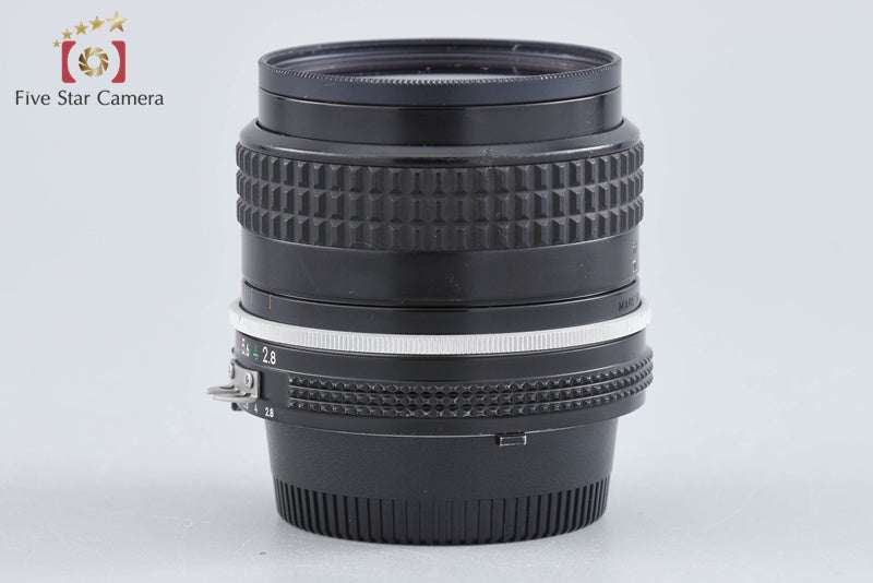 Nikon Ai NIKKOR 24mm f/2.8