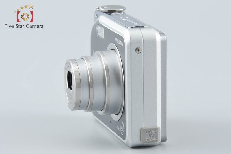 Fujifilm FinePix V10 Gun Metallic 5.1 MP Digital Camera
