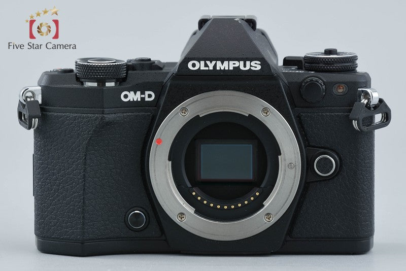 Olympus OM-D E-M5 Mark II Black 16.0 MP 14-150 II Lens w/ Box