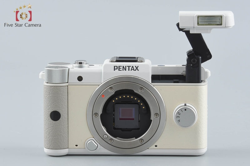 "Shutter count 37" PENTAX Q White 12.4 MP DSLR Camera 02 5-15 Lens