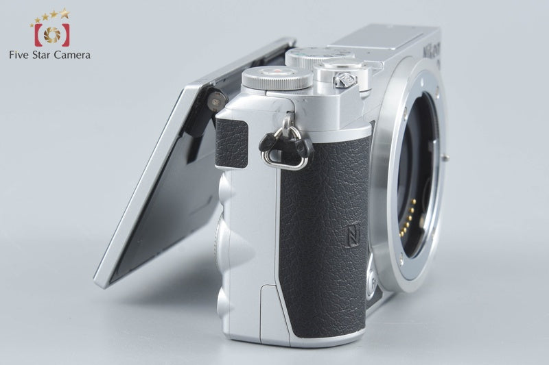 "Shutter count 1,172" Nikon 1 J5 Silver 20.8 MP Digital Mirrorless Camera Body