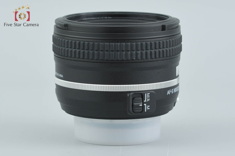 Nikon AF-S NIKKOR 50mm f/1.8 G Special Edition