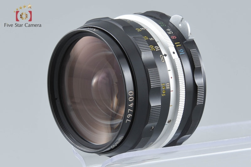 Nikon NIKKOR-H Auto 28mm f/3.5 Non Ai Lens