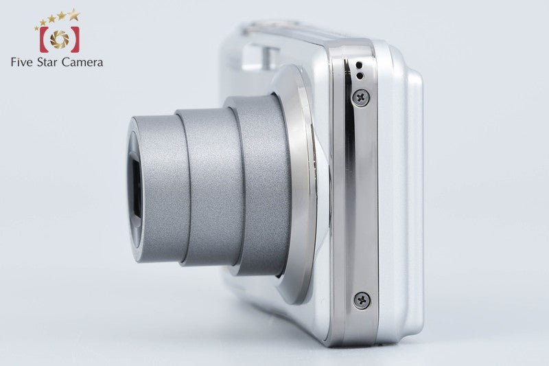Fujifilm FinePix AX250 Silver 14.0 MP Digital Camera