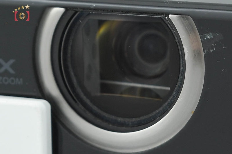 Fujifilm FINEPIX Z100fd White And Black 8.0 MP Digital Camera