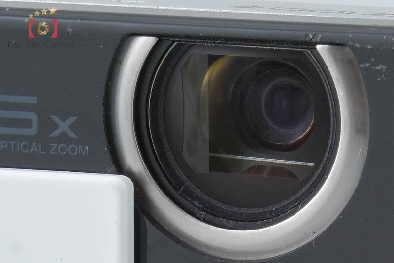 Fujifilm FINEPIX Z100fd White And Black 8.0 MP Digital Camera