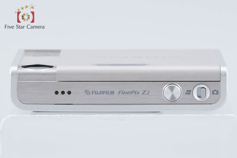 Fujifilm FinePix Z2 Silver 5.1 MP Digital Camera