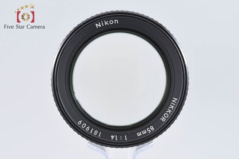 Nikon Ai-S NIKKOR 85mm f/1.4